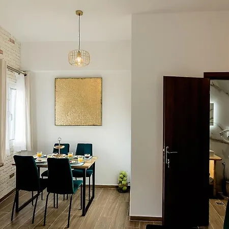 Deluxe Town Hall Square Flat In Historical Center 2 コルフ島